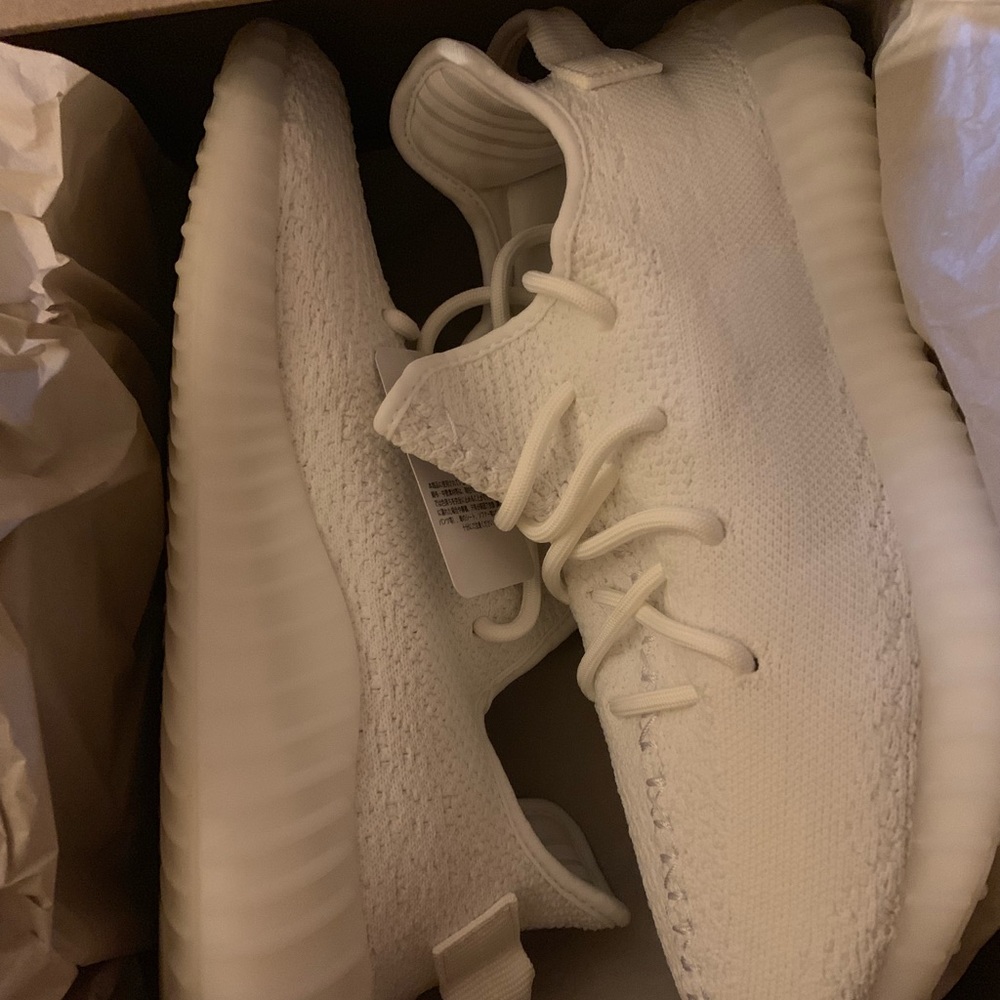 Yeezy Boost v2 Triple White